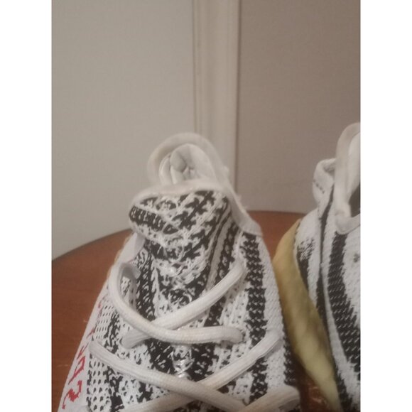 adidas Yeezy Boost 350 V2 Zebra Black White Mens Size 11 main image 6